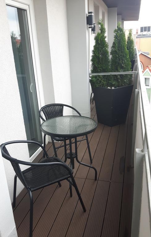 Apartamenty Krawiecka Зелёна-Гура Экстерьер фото
